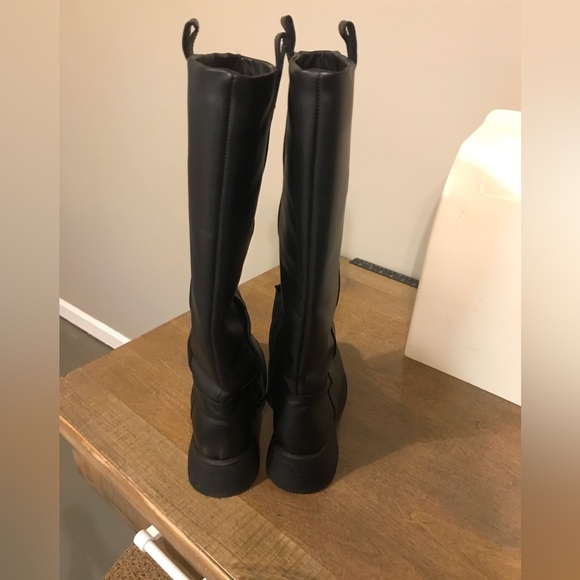 Chunky Sole Leather Boots - Picture 3 of 13